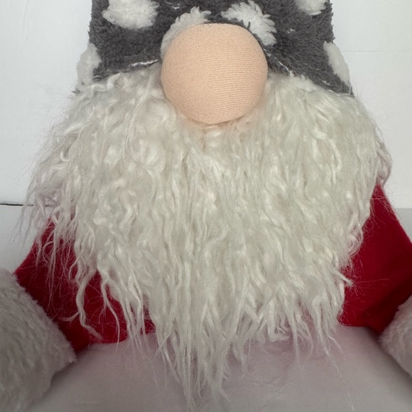 AUDREY'S Siting Gnome Red Pants Gray Dot Hat Holiday Christmas NEW Decorative - Picture 4 of 9